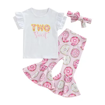 Комплекты брюк для маленьких девочек из трех предметов, летняя одежда 2023, Футболка с коротким рукавом и надписью, расклешенные брюки с бантом